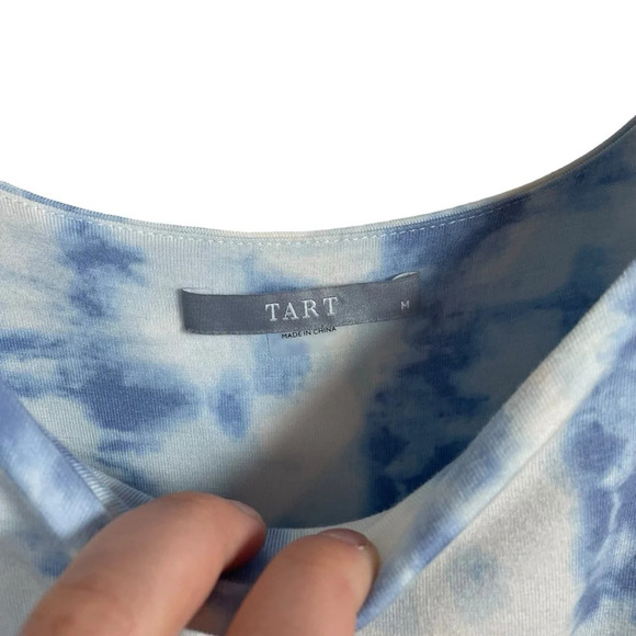 Tart Collections Tie Dye Ruched Tank Dress in Blue/White Size M - Picture 5 of 10